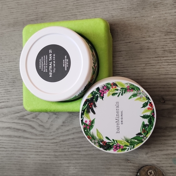 BareMinerals Original Mineral Foundation Neutral tan 21 - Picture 2 of 6